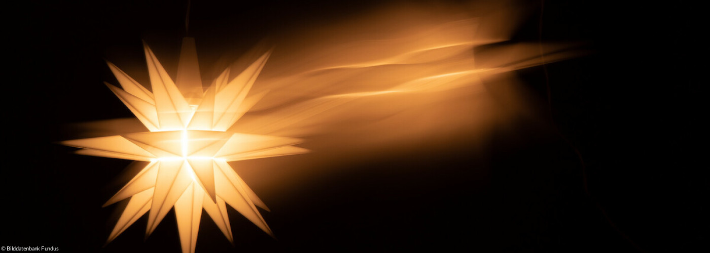 Weihnachtsstern mit Schweif